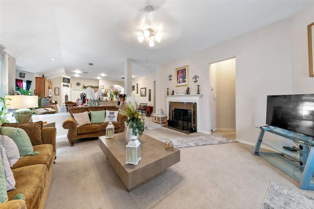 6140 Dunbar Court, League City, TX 77573