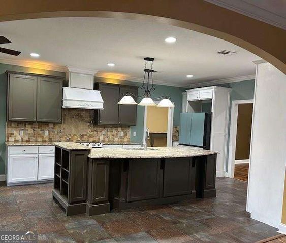 1400 Lakewood Drive, Vidalia, GA 30474