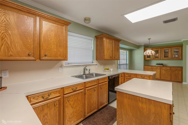 9317 Newcastle Boulevard, Shreveport, LA 71129