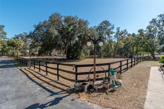 26 WOOD RIDGE DRIVE, Ocala, FL 34482