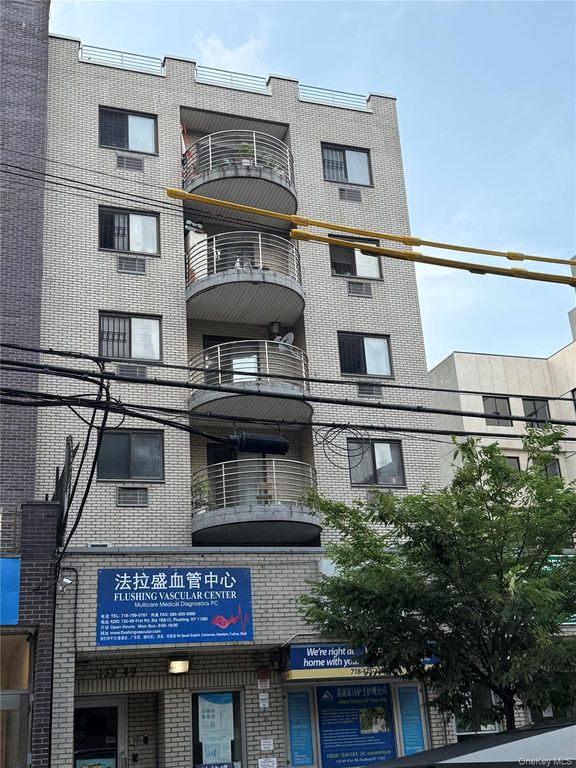 132-49 41st Road CB & CC, Flushing, NY 11355 — exterior