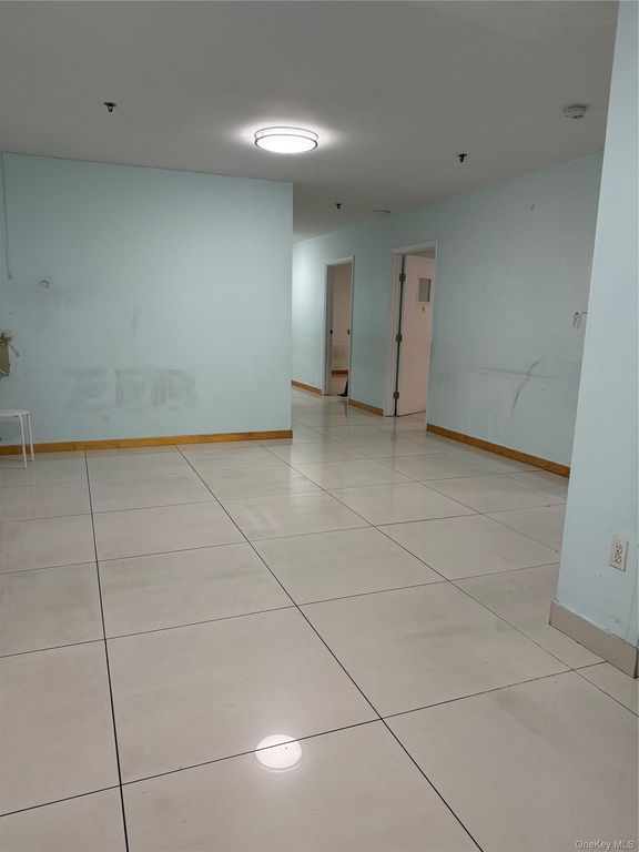 132-49 41st Road CB & CC, Flushing, NY 11355 — photo 2