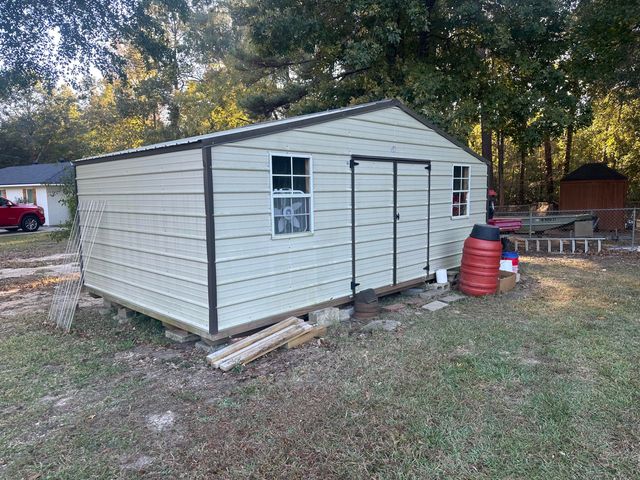 196 Lena Beth Dr, Leesville, LA 71446