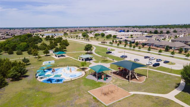 111 Tanglewood Drive, Fate, TX 75189