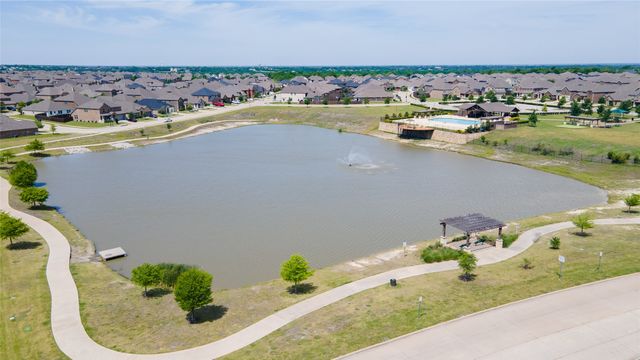 111 Tanglewood Drive, Fate, TX 75189