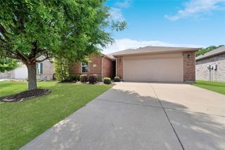 111 Tanglewood Drive, Fate, TX 75189