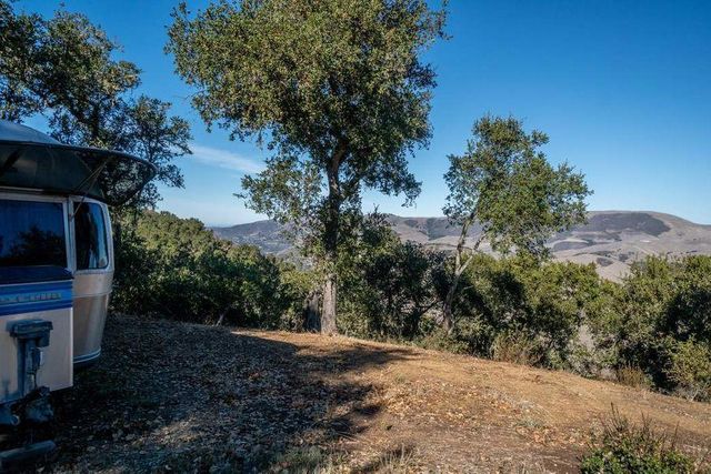 17114 Cachagua Road, Carmel Valley, CA 93924