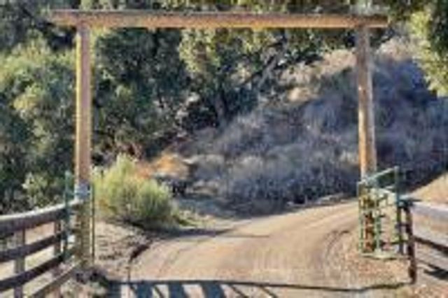 17114 Cachagua Road, Carmel Valley, CA 93924
