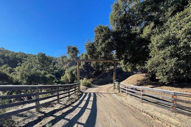 17114 Cachagua Road, Carmel Valley, CA 93924