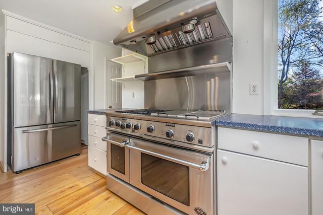 60 PAUL CIR, Glen Mills, PA 19342