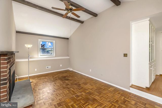 60 PAUL CIR, Glen Mills, PA 19342