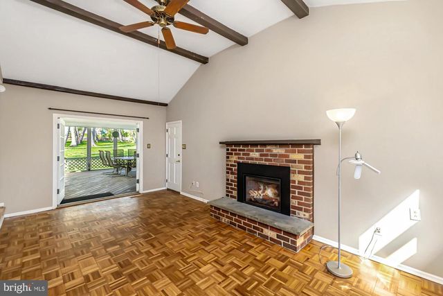 60 PAUL CIR, Glen Mills, PA 19342