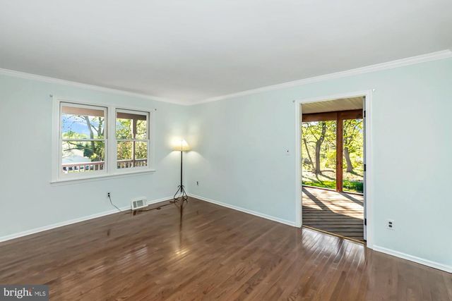 60 PAUL CIR, Glen Mills, PA 19342