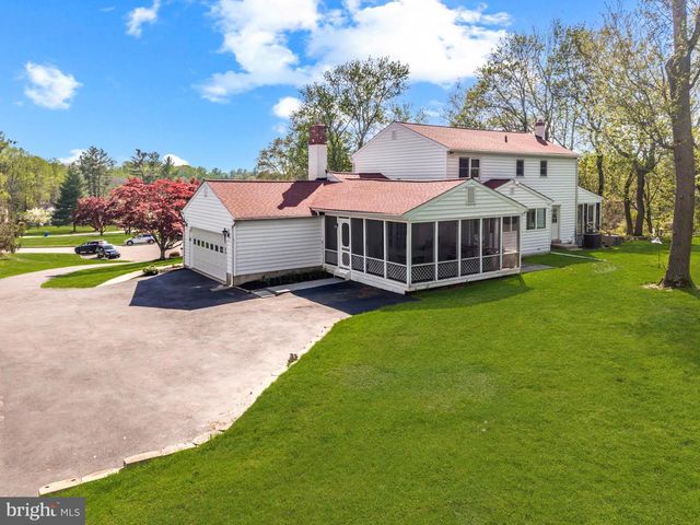 60 PAUL CIR, Glen Mills, PA 19342