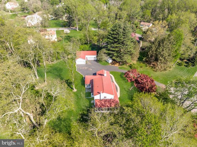 60 PAUL CIR, Glen Mills, PA 19342