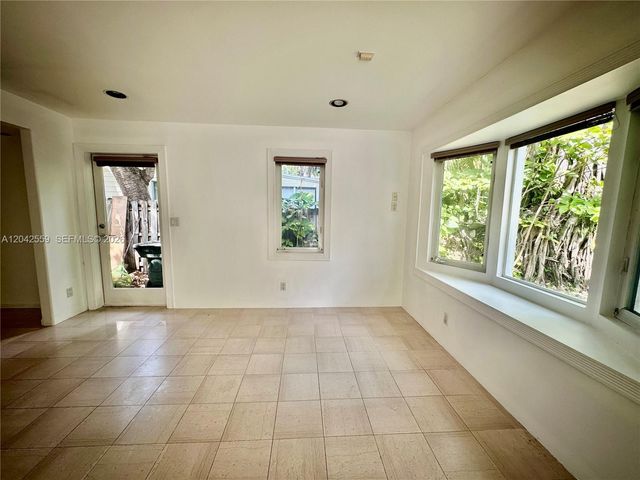 22 SE 11th St 22, Fort Lauderdale, FL 33316