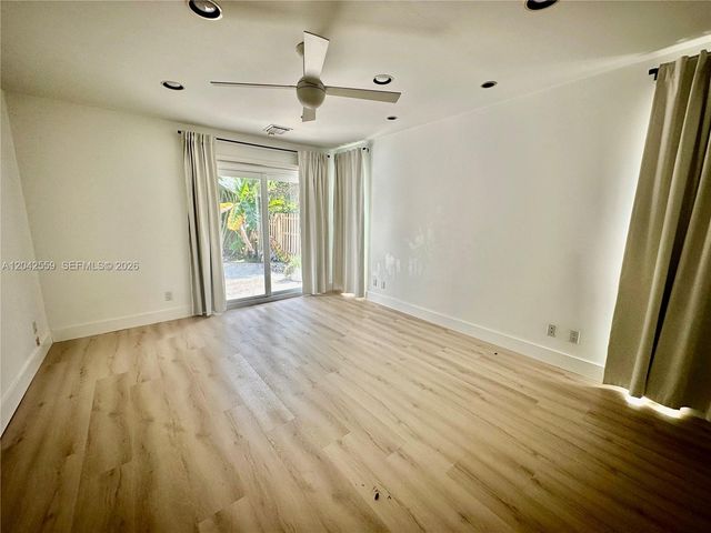 22 SE 11th St 22, Fort Lauderdale, FL 33316