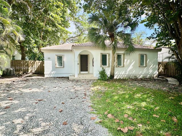 22 SE 11th St 22, Fort Lauderdale, FL 33316