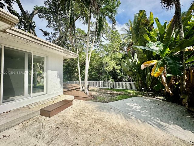 22 SE 11th St 22, Fort Lauderdale, FL 33316
