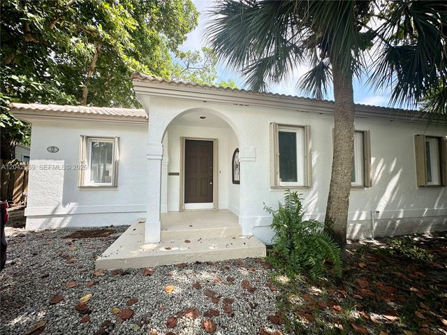 22 SE 11th St 22, Fort Lauderdale, FL 33316
