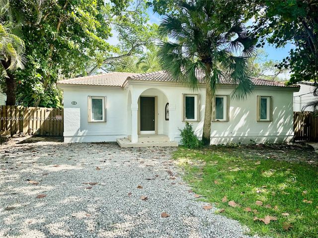 22 SE 11th St 22, Fort Lauderdale, FL 33316