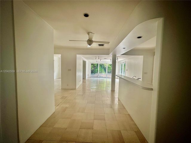 22 SE 11th St 22, Fort Lauderdale, FL 33316