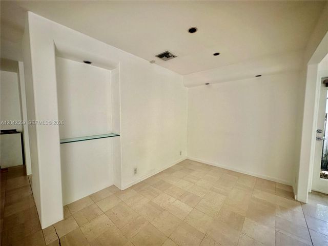 22 SE 11th St 22, Fort Lauderdale, FL 33316