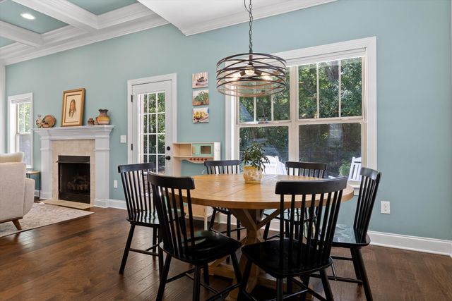 2452 Waterhaven Drive, Chattanooga, TN 37406