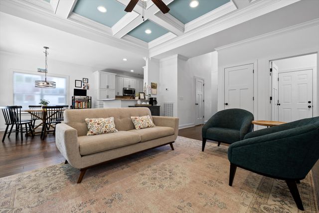 2452 Waterhaven Drive, Chattanooga, TN 37406