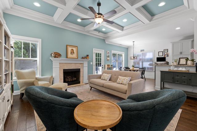 2452 Waterhaven Drive, Chattanooga, TN 37406