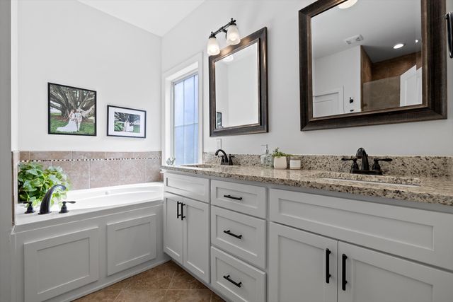 2452 Waterhaven Drive, Chattanooga, TN 37406