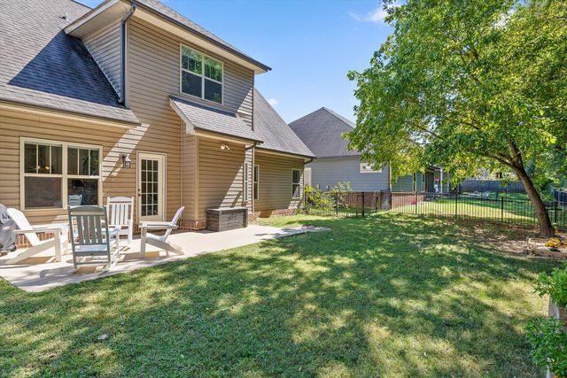 2452 Waterhaven Drive, Chattanooga, TN 37406