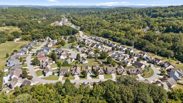 2452 Waterhaven Drive, Chattanooga, TN 37406