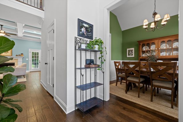 2452 Waterhaven Drive, Chattanooga, TN 37406