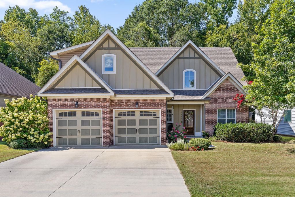 2452 Waterhaven Drive, Chattanooga, TN 37406