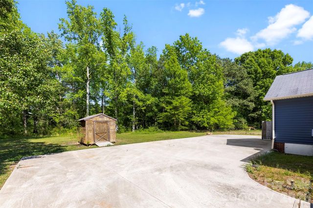 240 Old Limestone Road E, York, SC 29745