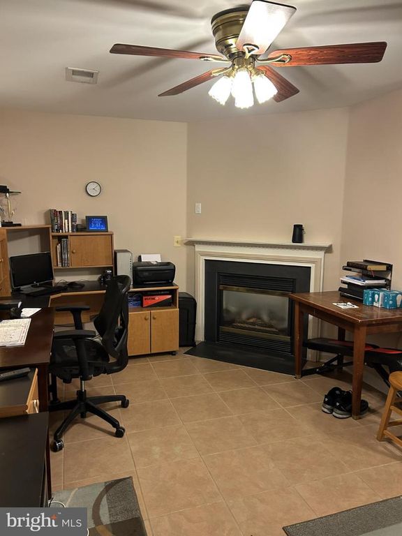 5740 EVERHART PL, Fort Washington, MD 20744