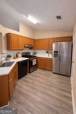 10600 Pine Forest Lane, Jonesboro, GA 30238