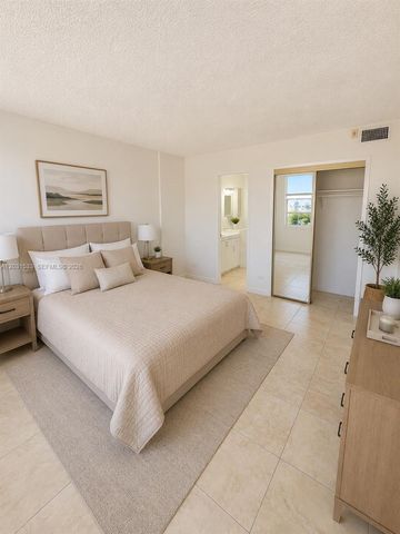 3660 NE 166th St 805, North Miami Beach, FL 33160