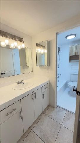 3660 NE 166th St 805, North Miami Beach, FL 33160