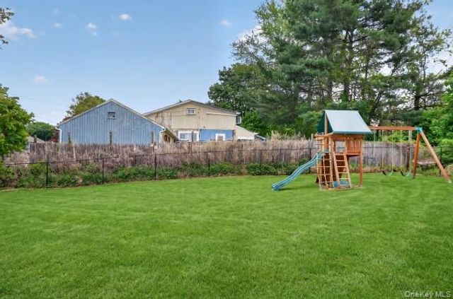 12 Hermitage Road, Brewster, NY 10509
