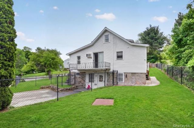 12 Hermitage Road, Brewster, NY 10509