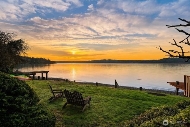 13415 Burma Road SW, Vashon, WA 98070