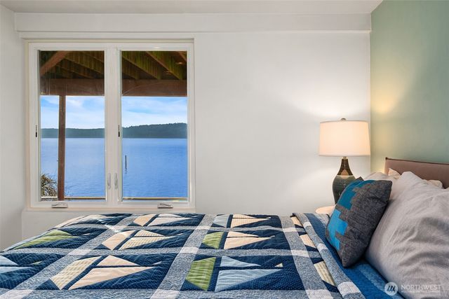 13415 Burma Road SW, Vashon, WA 98070