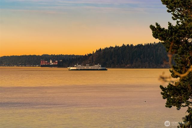 13415 Burma Road SW, Vashon, WA 98070