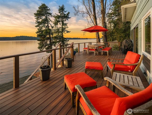 13415 Burma Road SW, Vashon, WA 98070