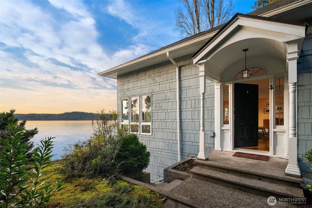 13415 Burma Road SW, Vashon, WA 98070