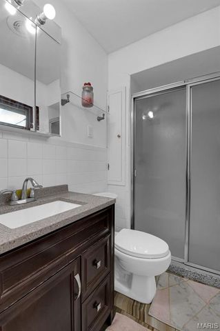 1117 Hawkstone Lane, St Louis, MO 63125