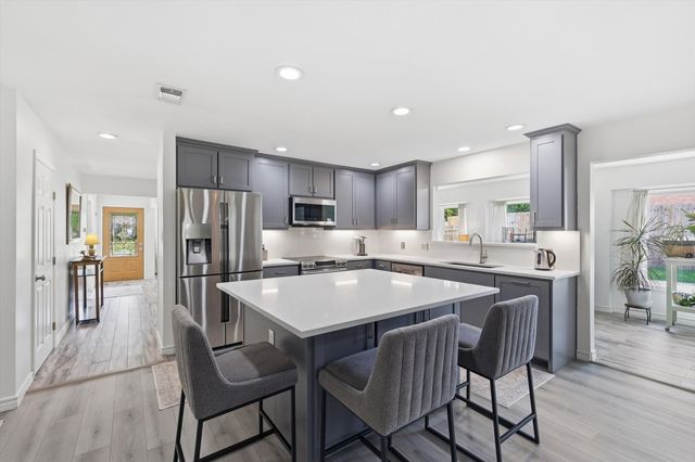 2317 Quail Lane, Grapevine, TX 76051