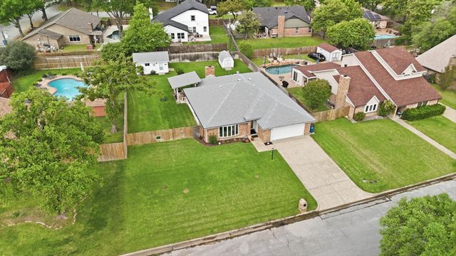 2317 Quail Lane, Grapevine, TX 76051